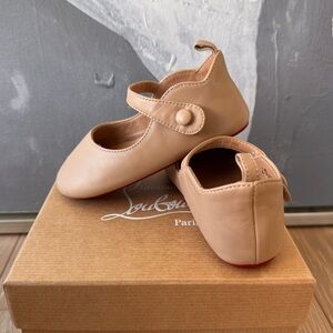 Christian Louboutin Baby Love Chick ballet flats *Like New Size 20